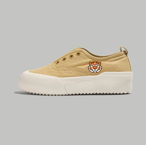 Tiger - Badge Platform Slip - Ons