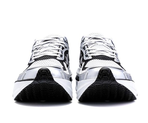 Women & Mens for Running Shoes - Carbon Plate Running,Shoes High Rebound, Dual Cushion, Slip-Resistant for Daily Exercise Training Commuting - Space Silver